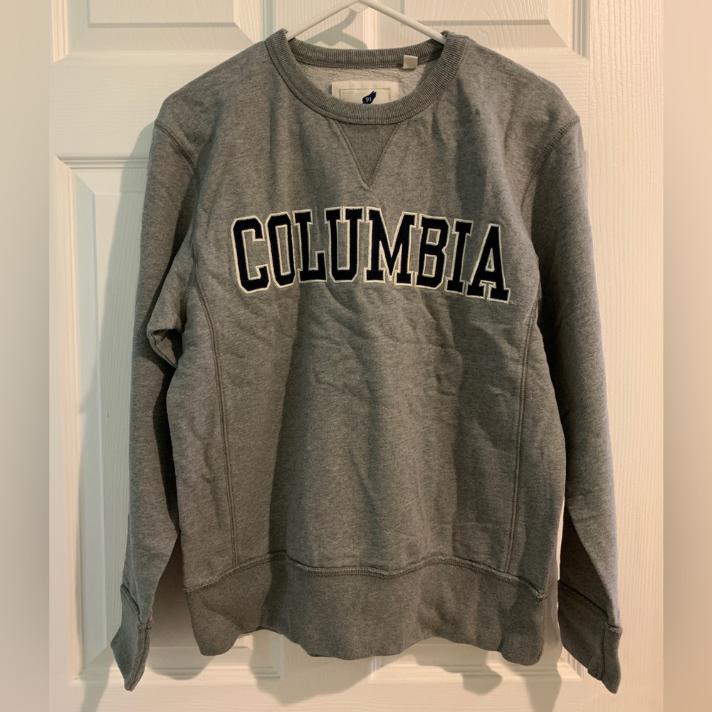 Columbia University gray sweatshirt
